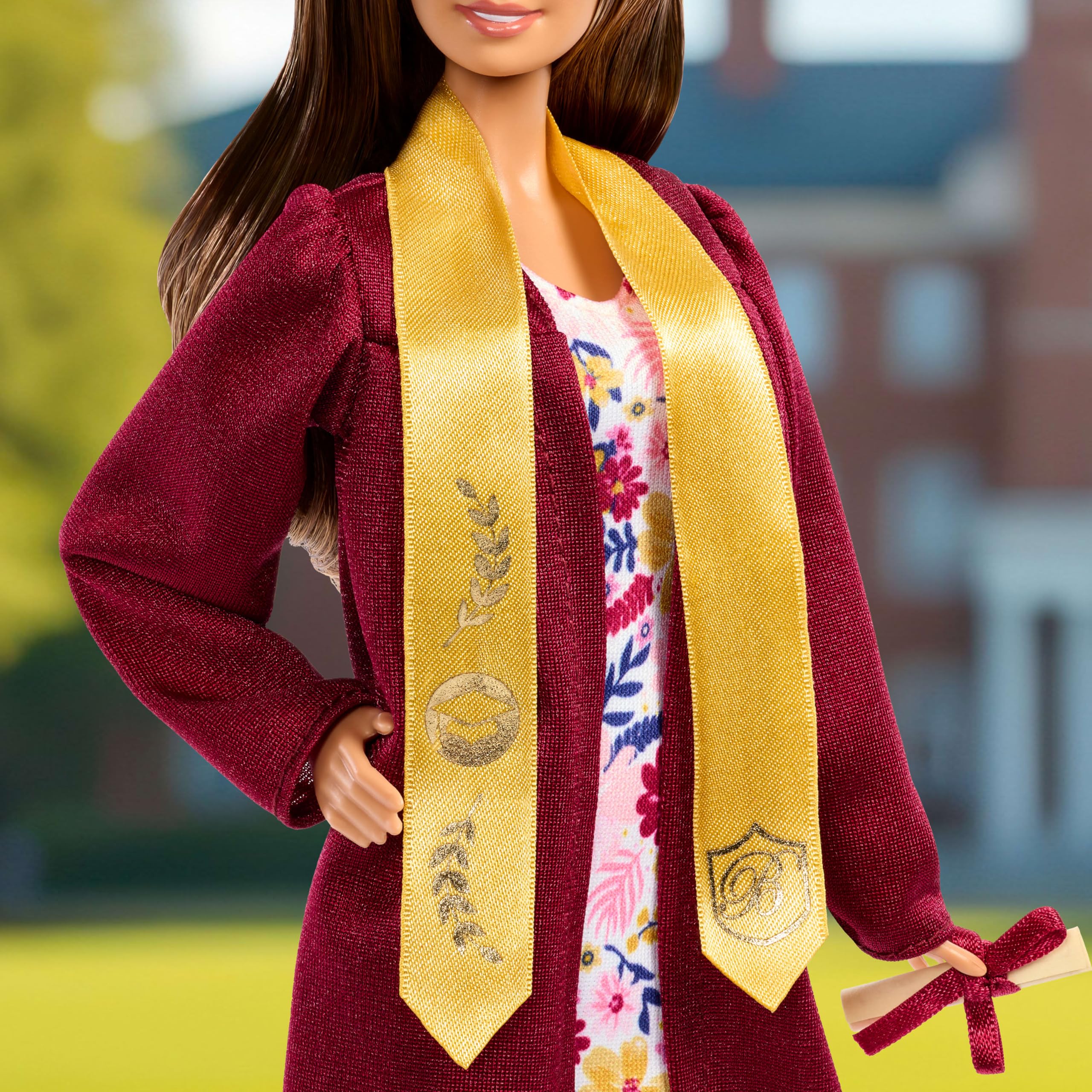 Модная кукла Barbie Signature Graduation Wishes  - фото 4