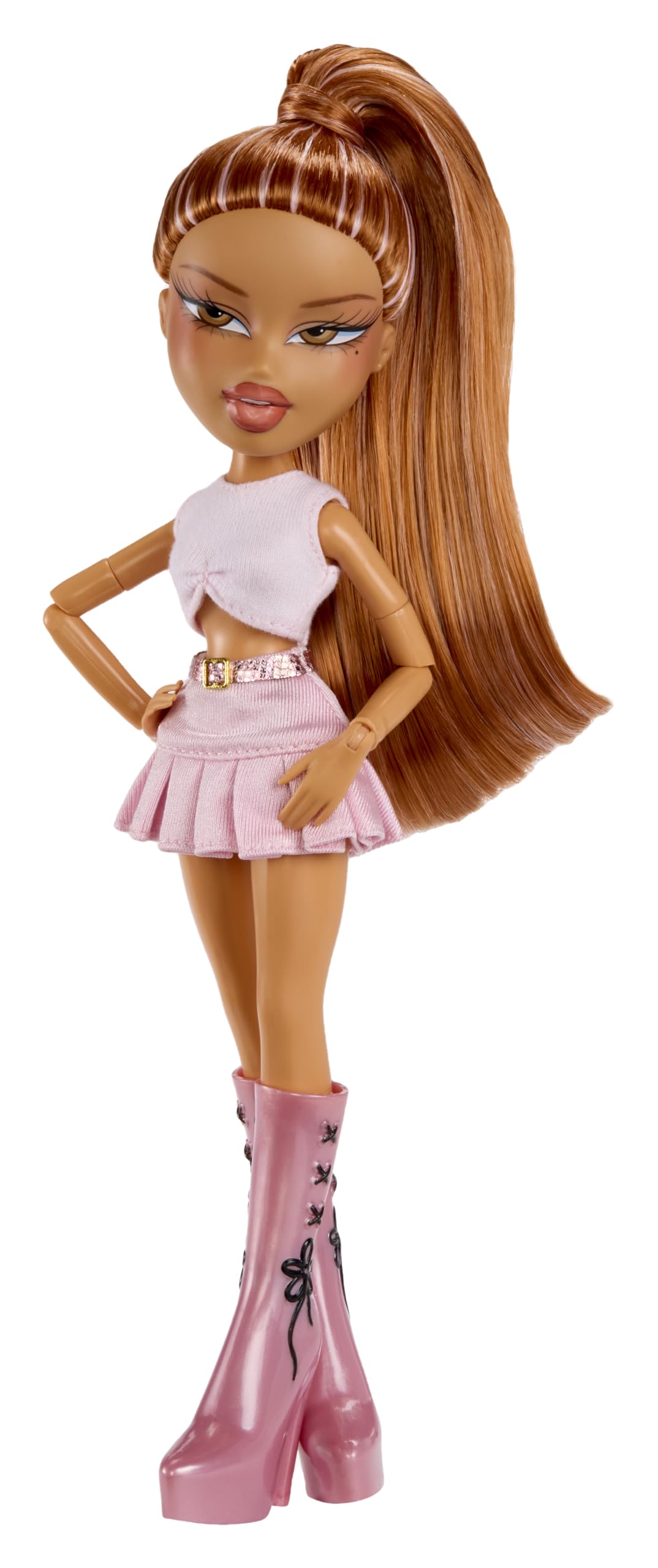 Модная кукла Bratz Pop Starz Yasmin с аксессуарами и подвеской