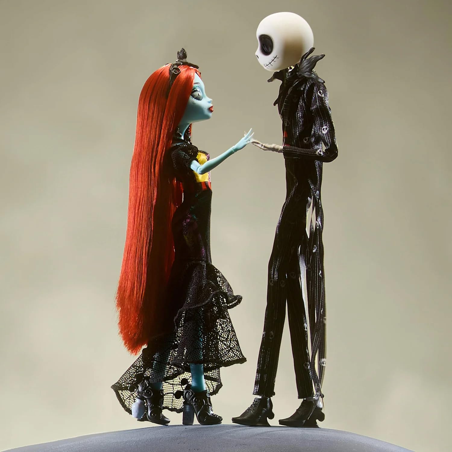 Набор кукол Monster High Skullector Disney's «Кошмар перед Рождеством» Джека и Салли  - фото 4